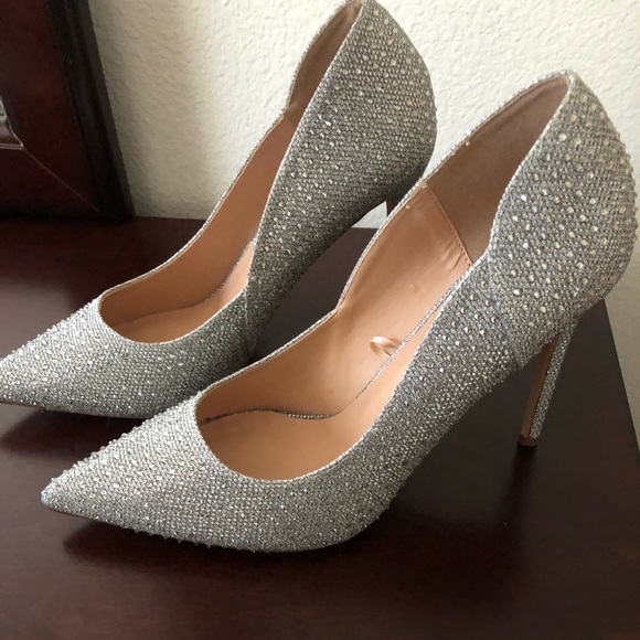 Steve Madden Shoes - Steve Madden Zary heels size 8.5